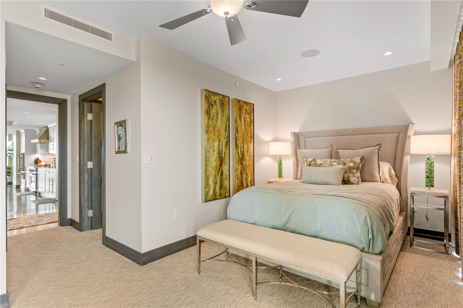 Image 52 of 64 For 3301 Bayshore Boulevard 2401e