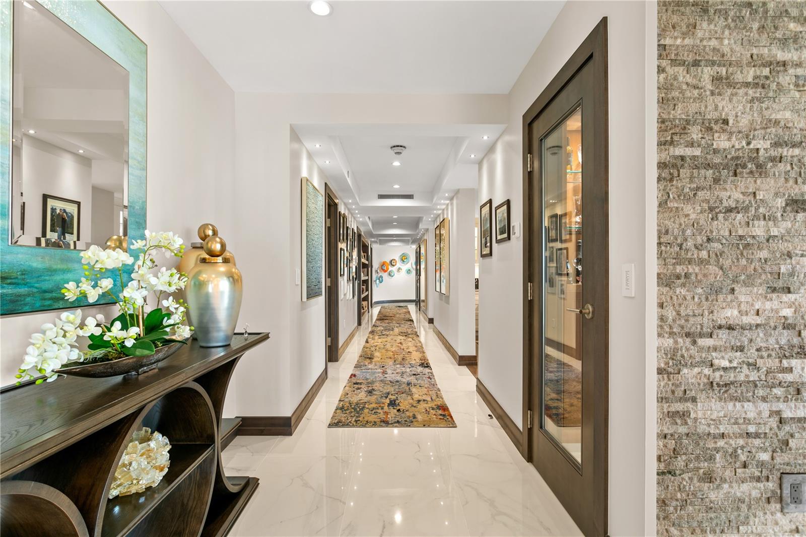 Image 56 of 64 For 3301 Bayshore Boulevard 2401e