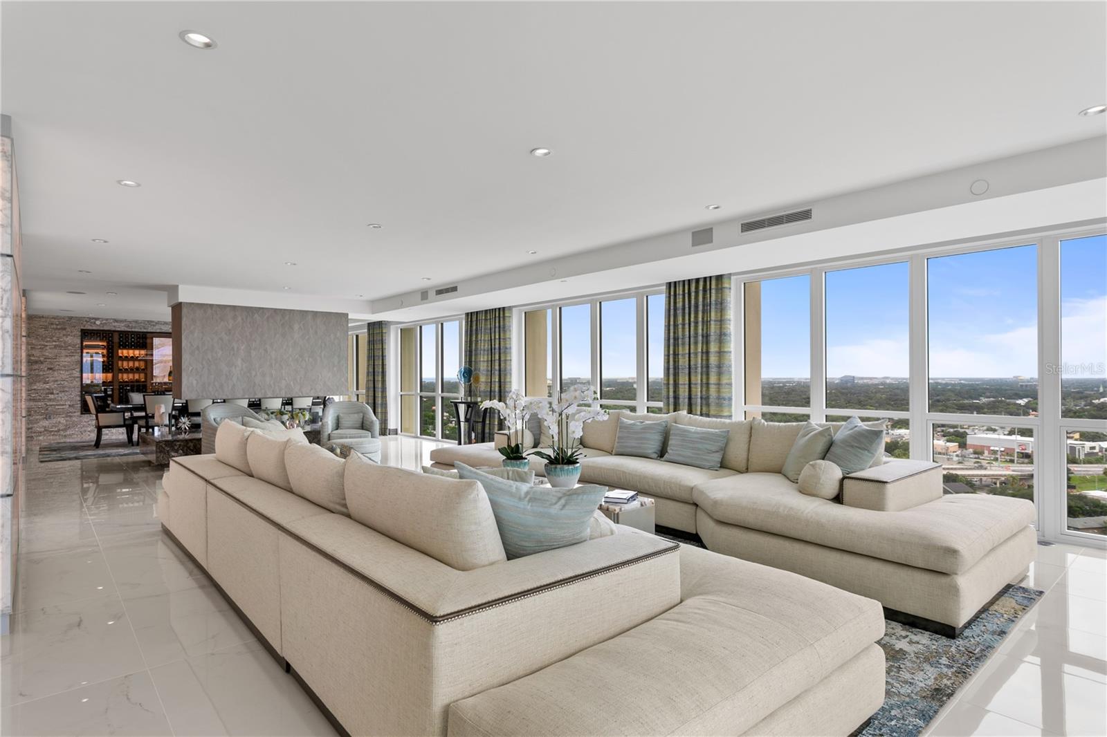 Image 7 of 64 For 3301 Bayshore Boulevard 2401e