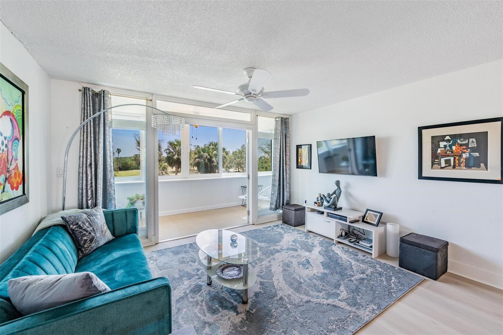 Image 11 of 52 For 2616 Cove Cay Drive 301