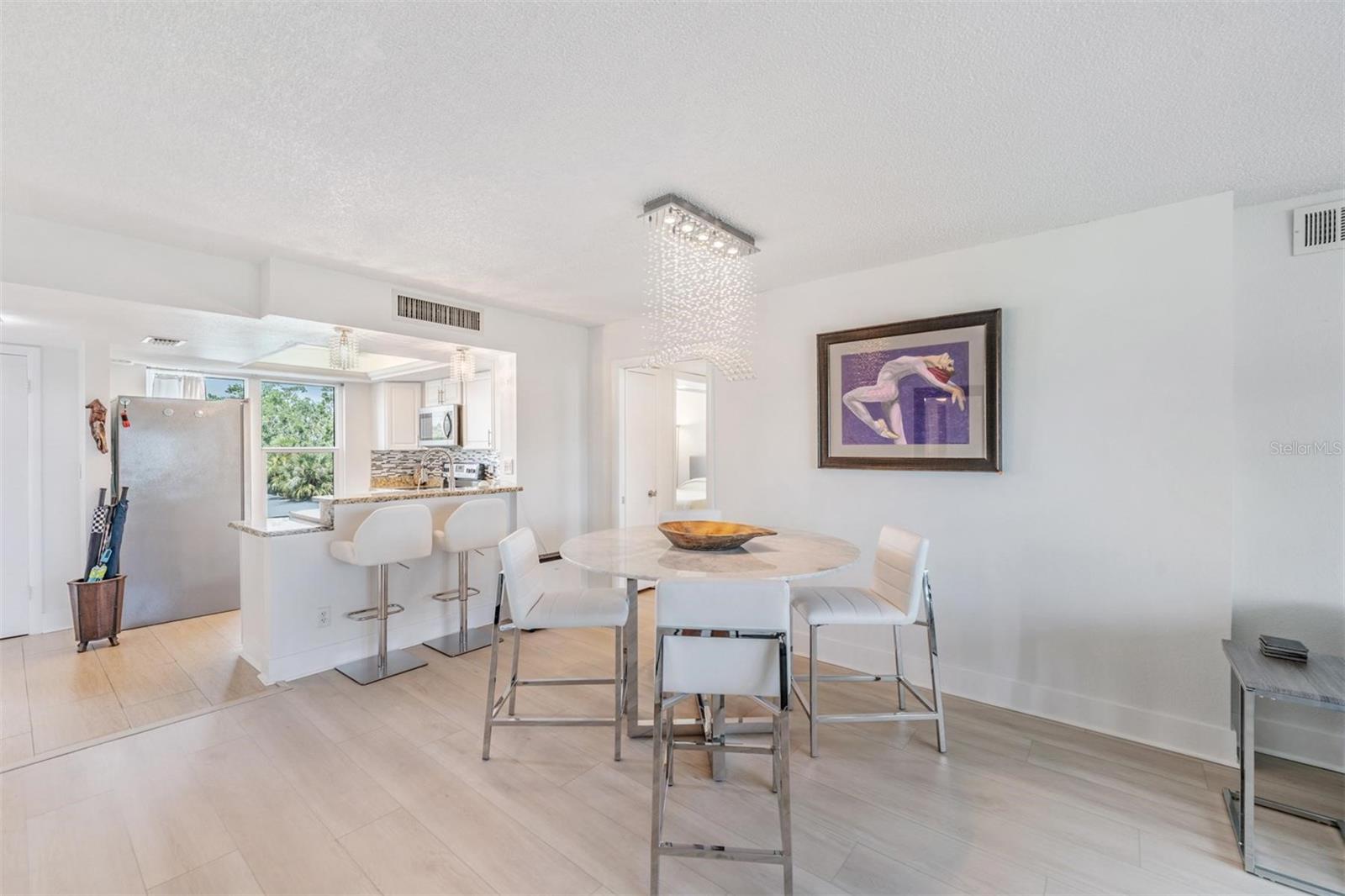 Image 8 of 52 For 2616 Cove Cay Drive 301