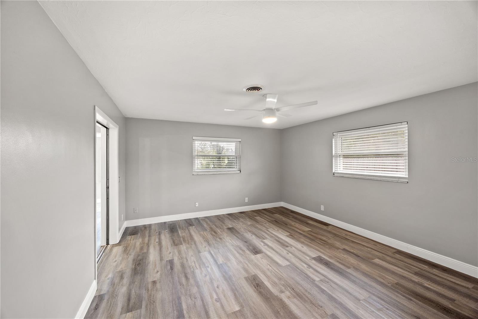 Image 14 of 20 For 1002 Fruitland Avenue