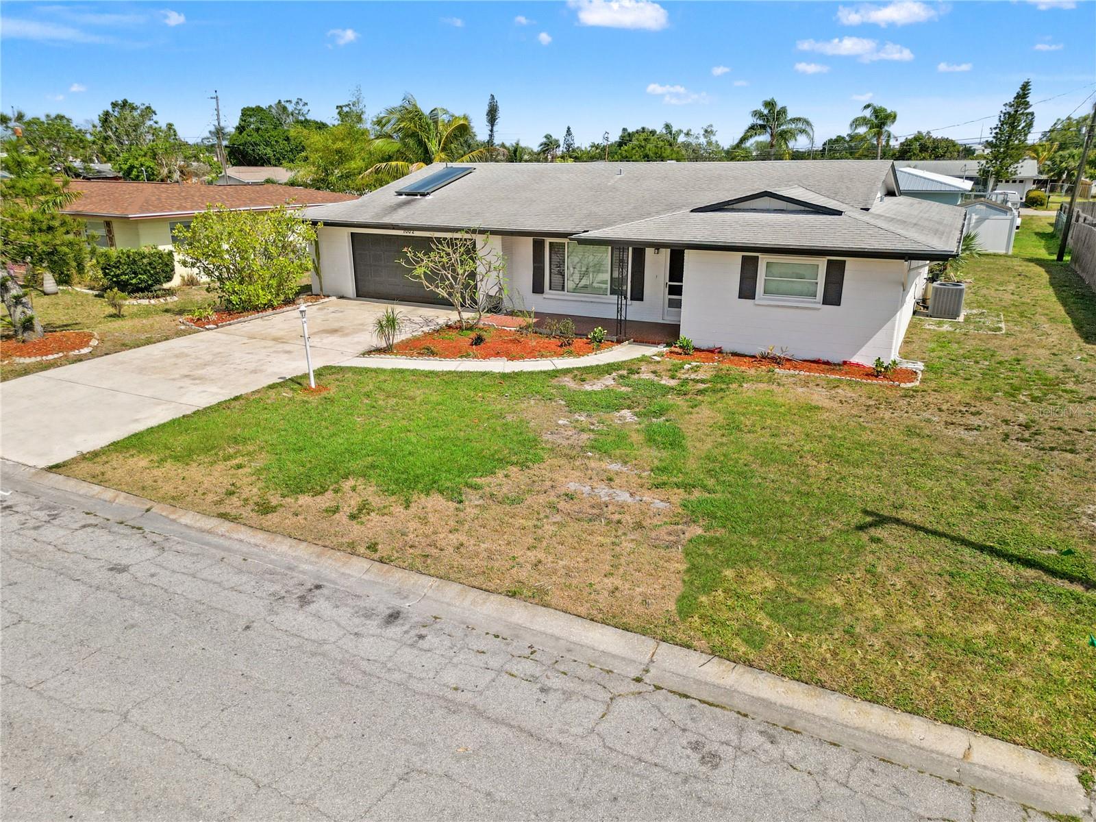 Image 9 of 20 For 1002 Fruitland Avenue