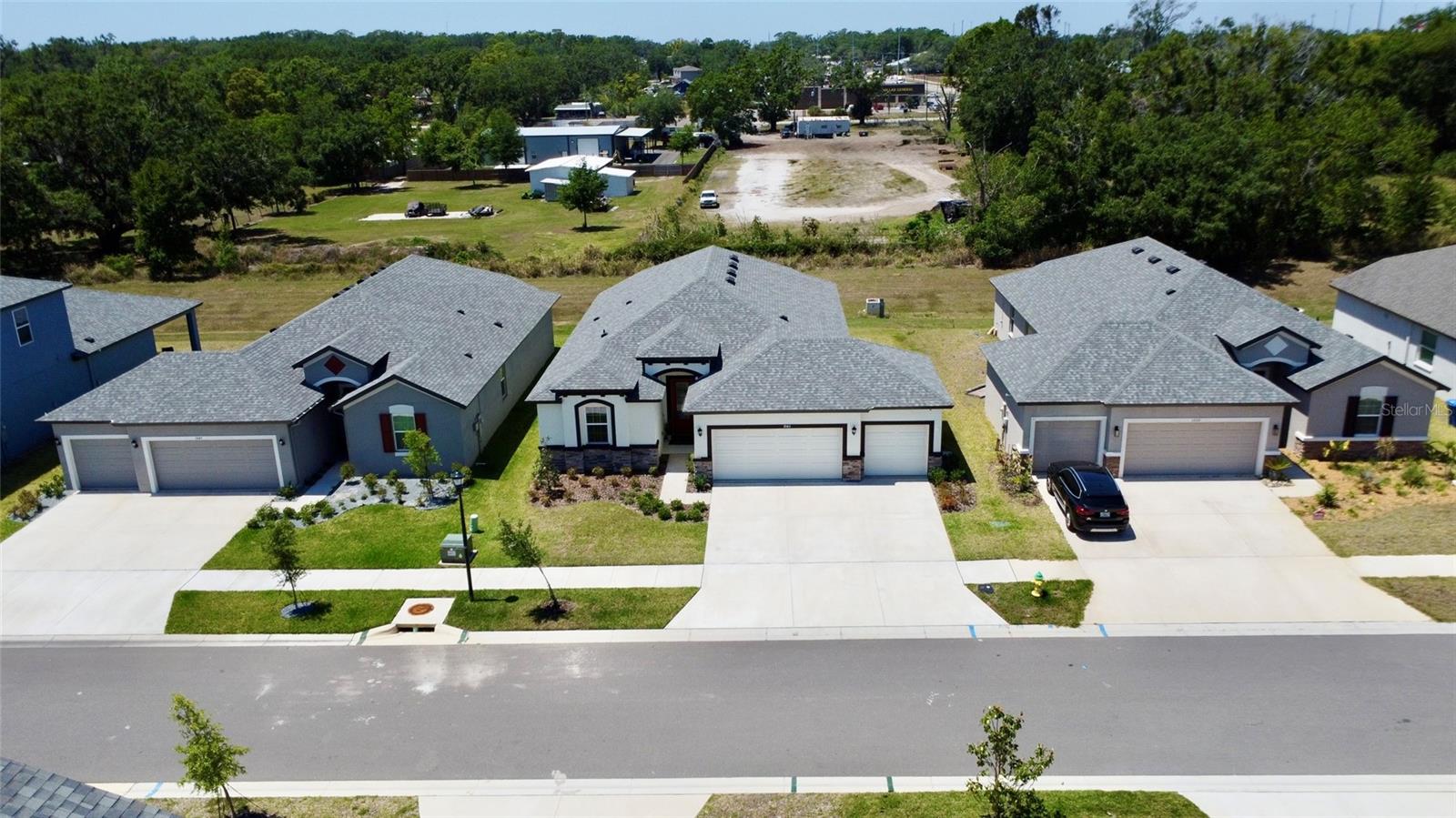 Image 34 of 41 For 1043 Davis Heather Circle