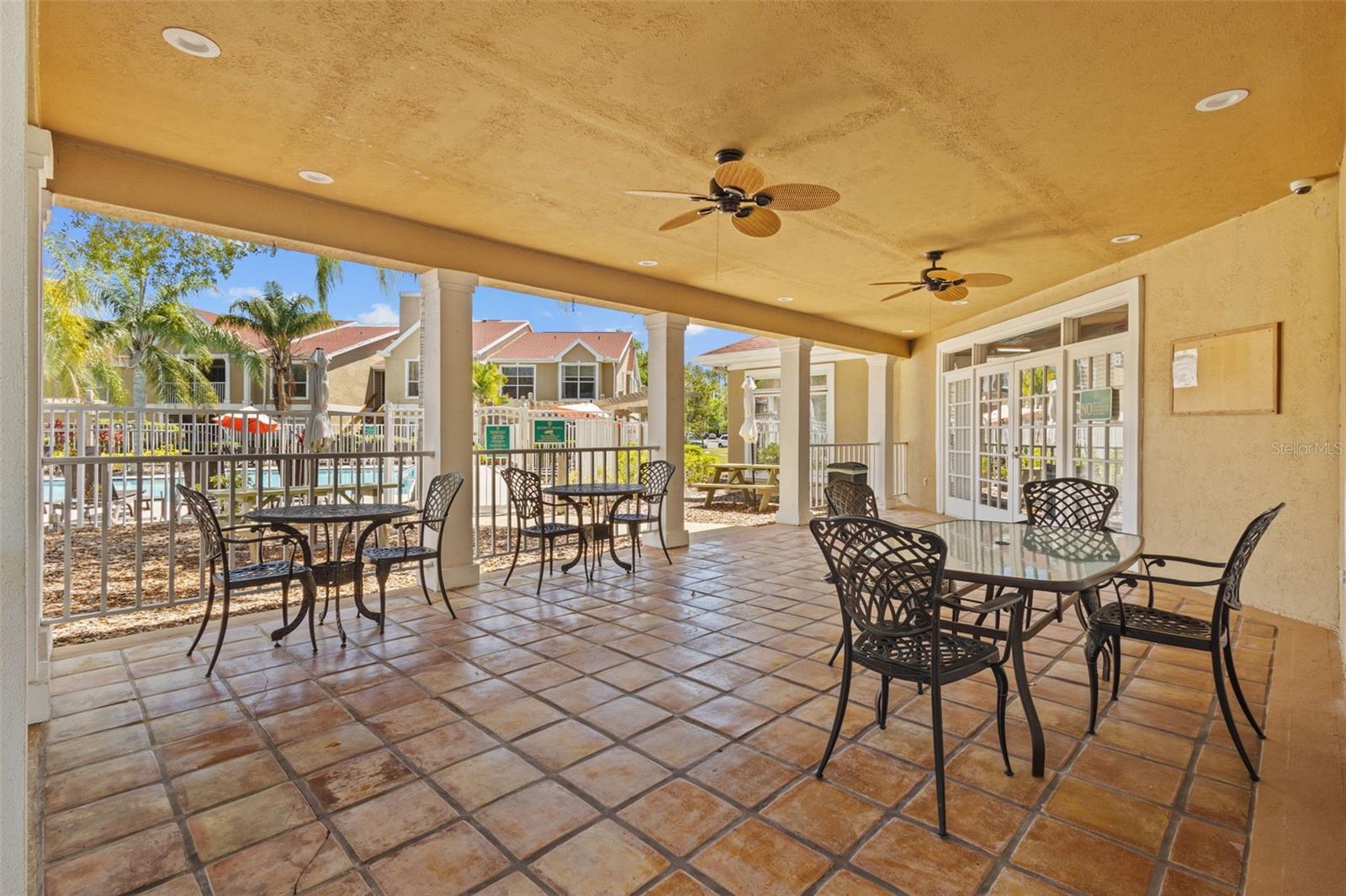 Image 23 of 28 For 9481 Highland Oak Drive 305