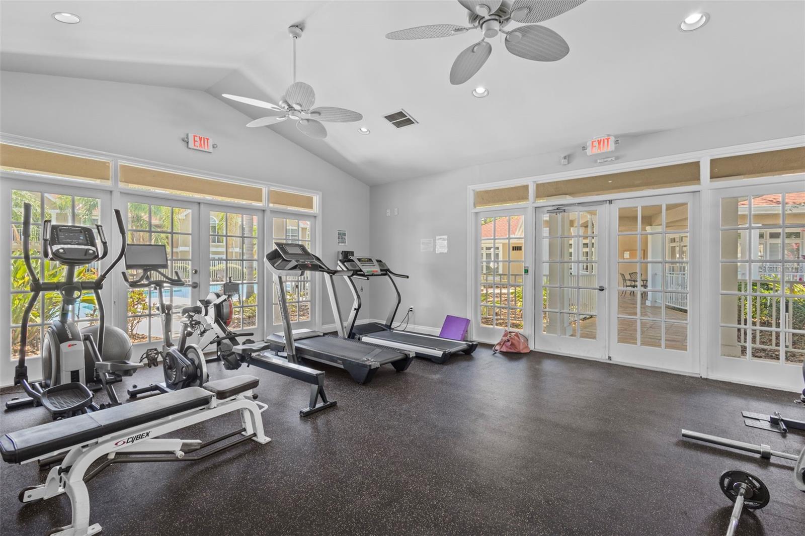 Image 27 of 28 For 9481 Highland Oak Drive 305