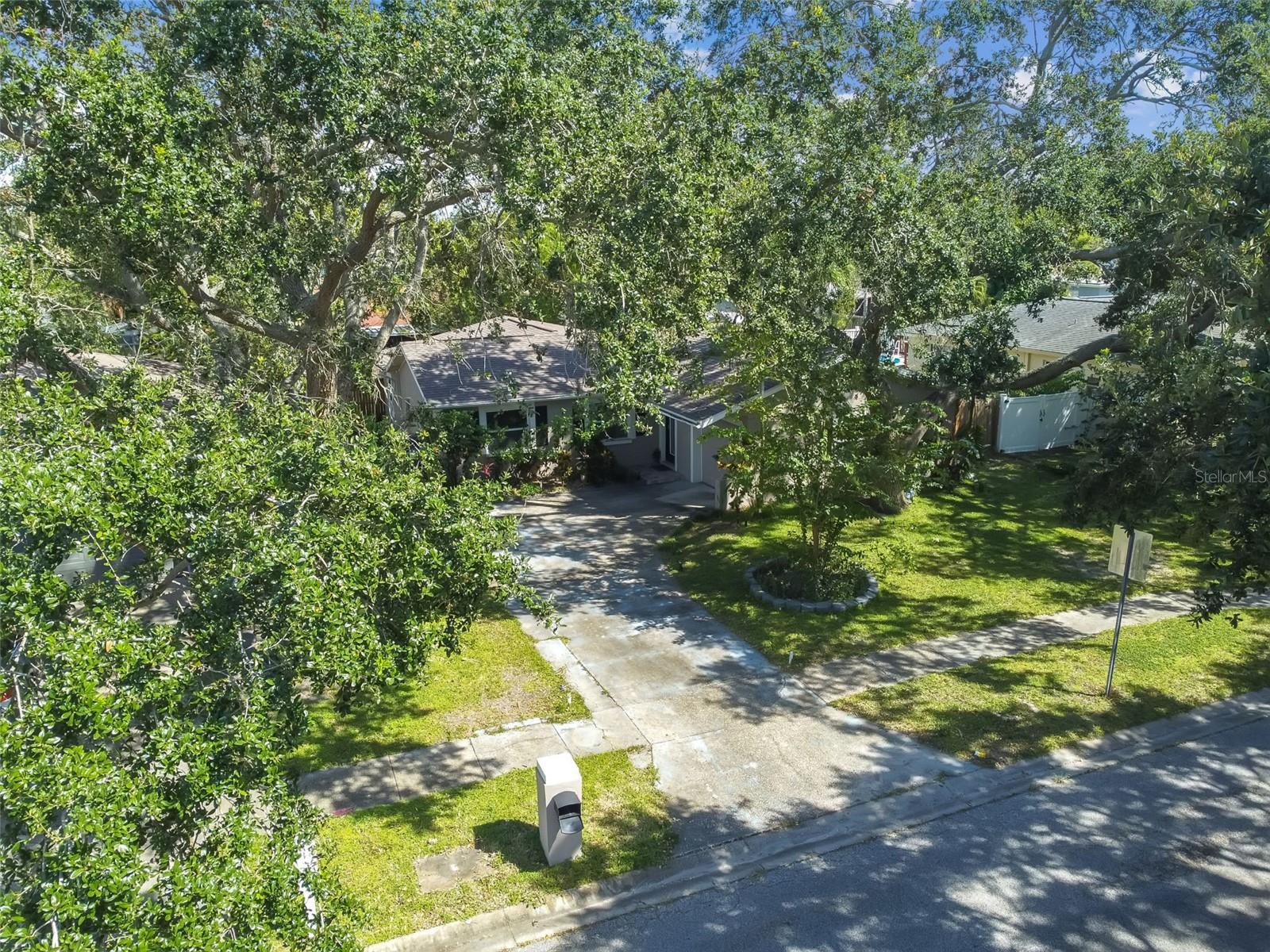 Image 10 of 43 For 503 Tangerine Drive
