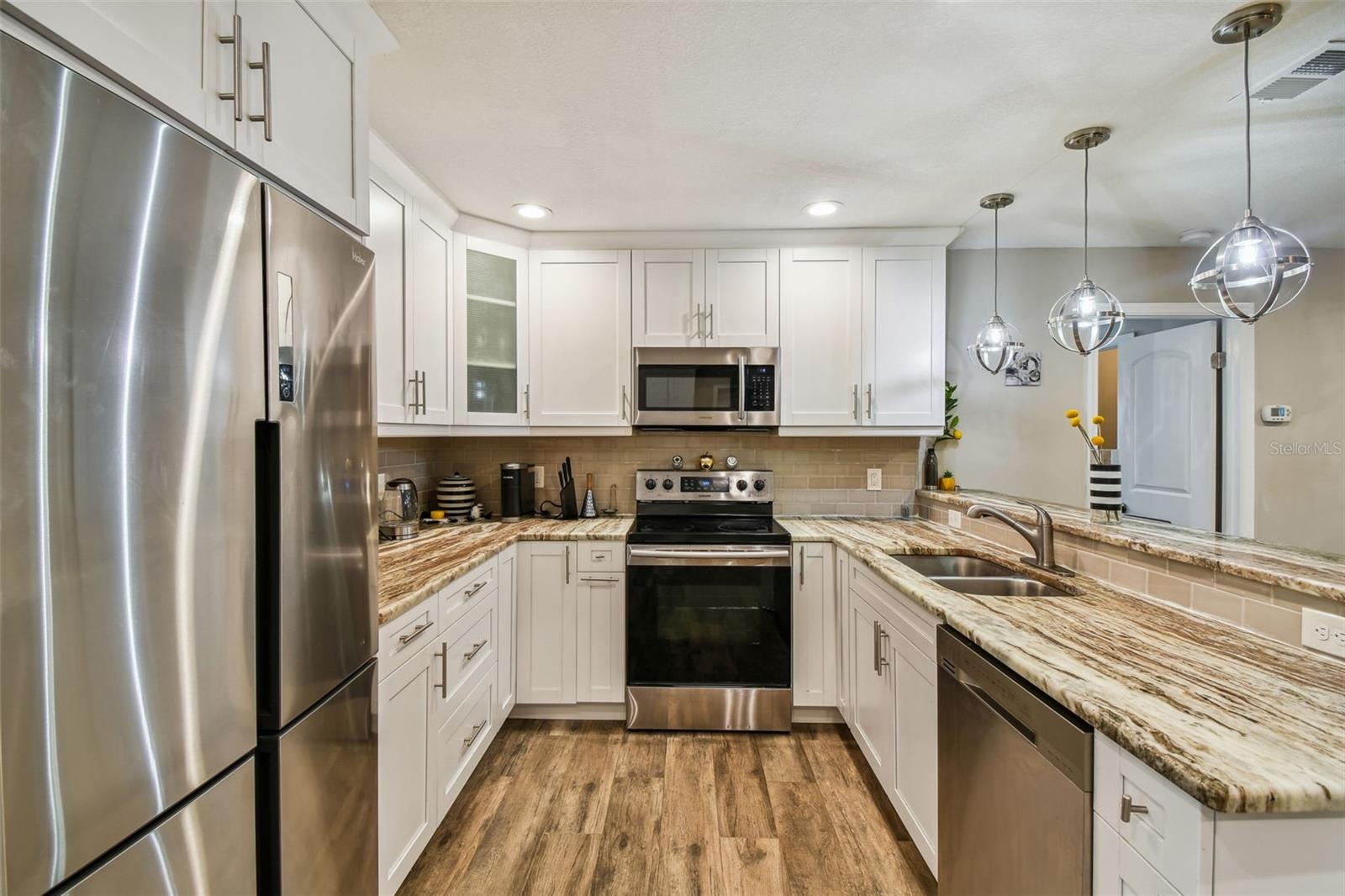 Image 15 of 43 For 503 Tangerine Drive