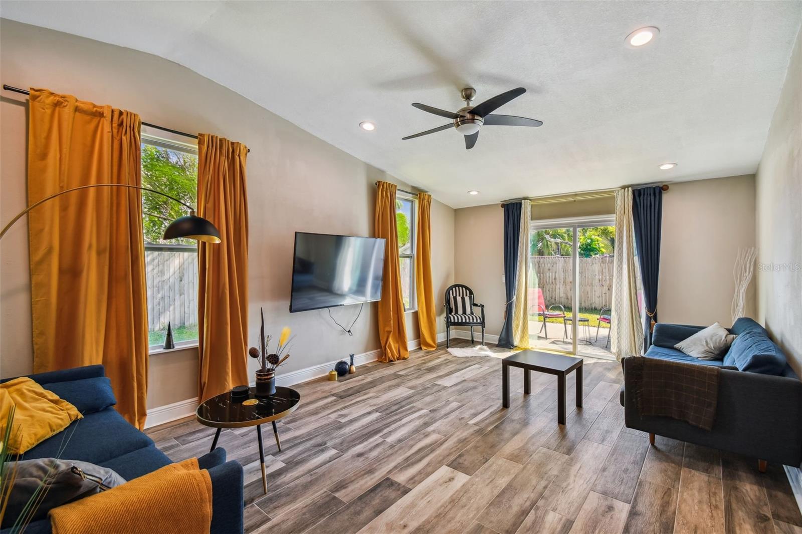 Image 19 of 43 For 503 Tangerine Drive