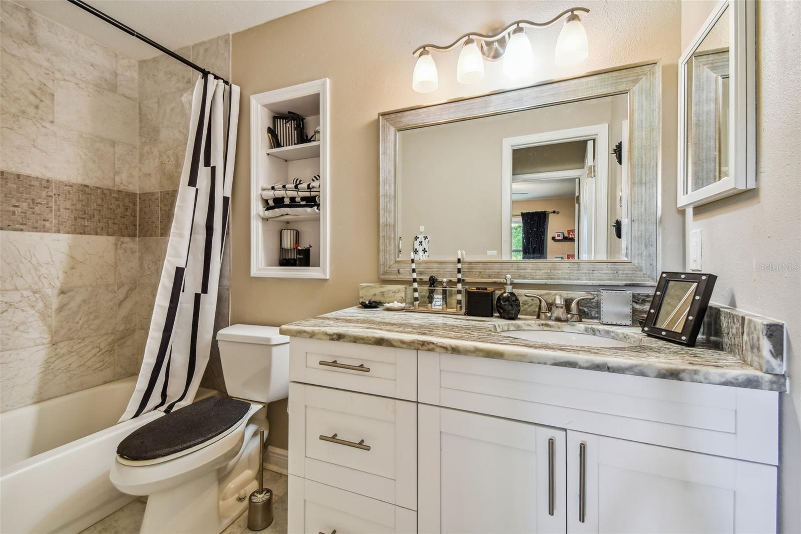 Image 31 of 43 For 503 Tangerine Drive