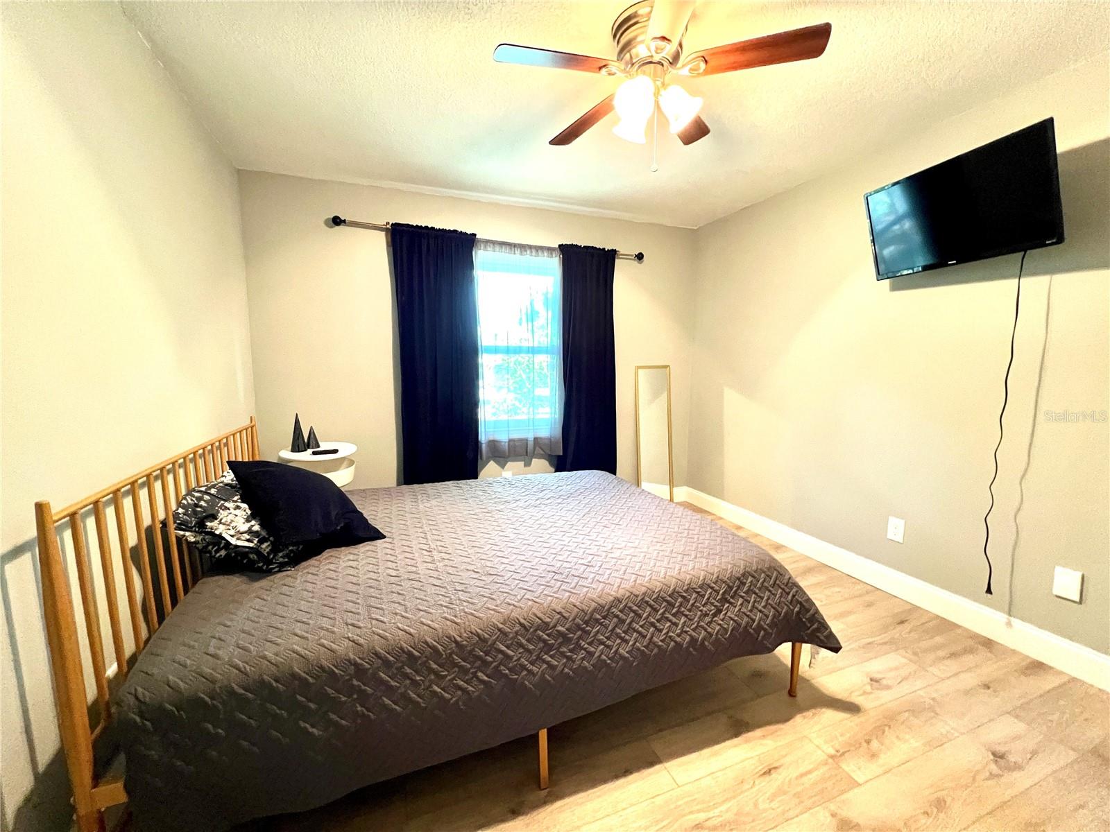 Image 42 of 43 For 503 Tangerine Drive
