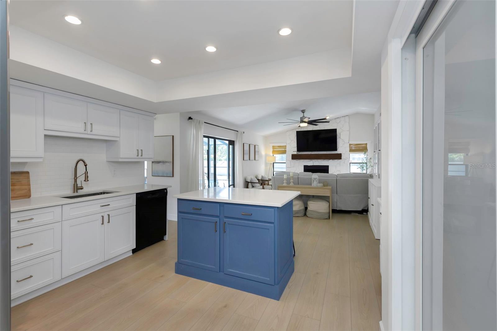 Image 15 of 55 For 14007 Middleton Way