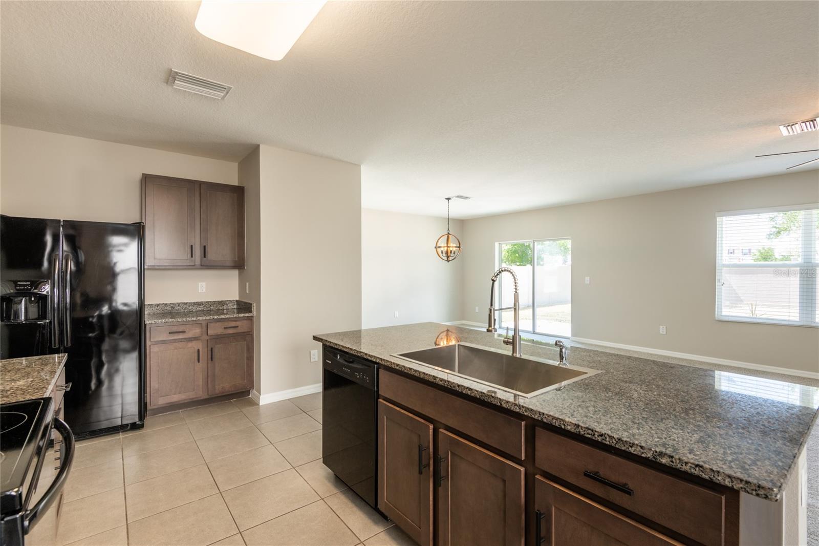 Image 21 of 88 For 7486 Tuscan Bay Circle