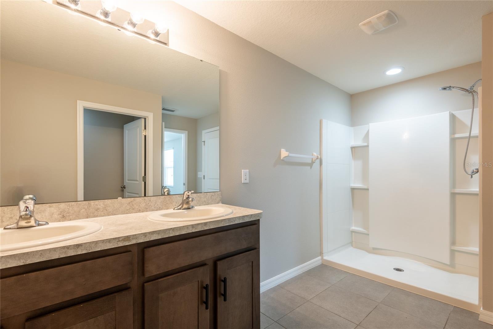 Image 46 of 88 For 7486 Tuscan Bay Circle
