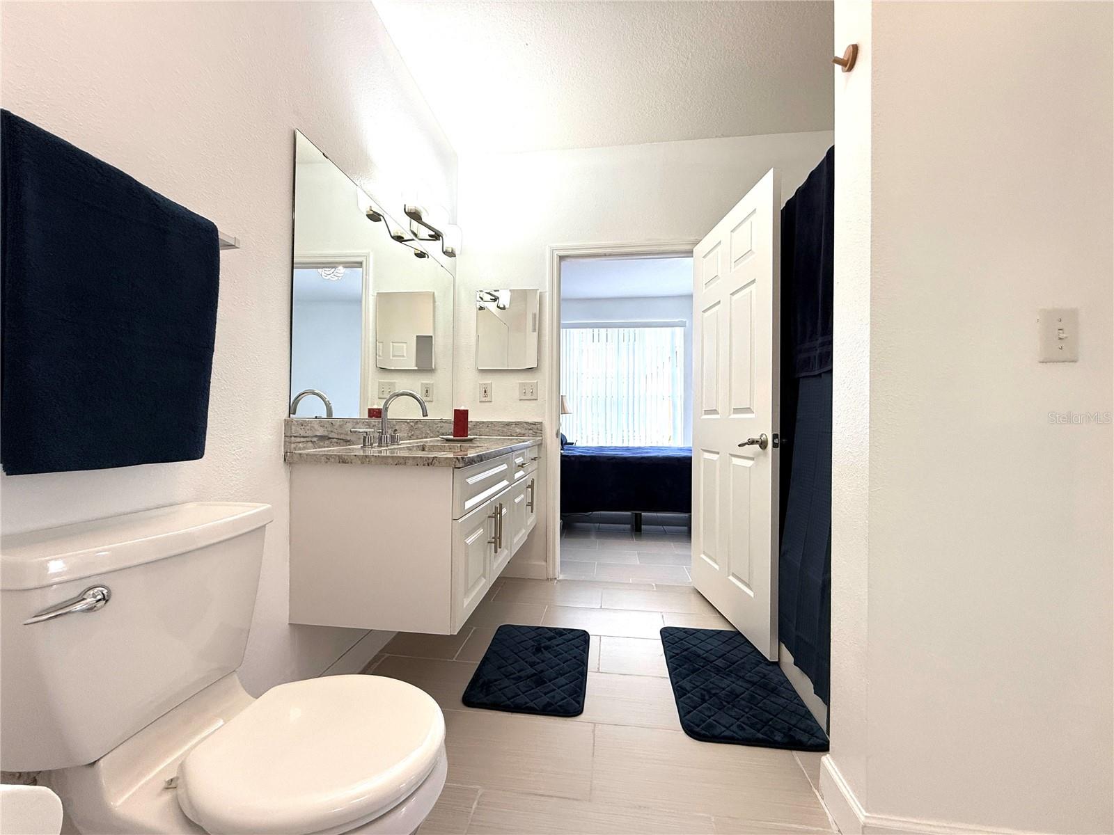 Image 10 of 25 For 9650 Lake Chase Island Way 9650