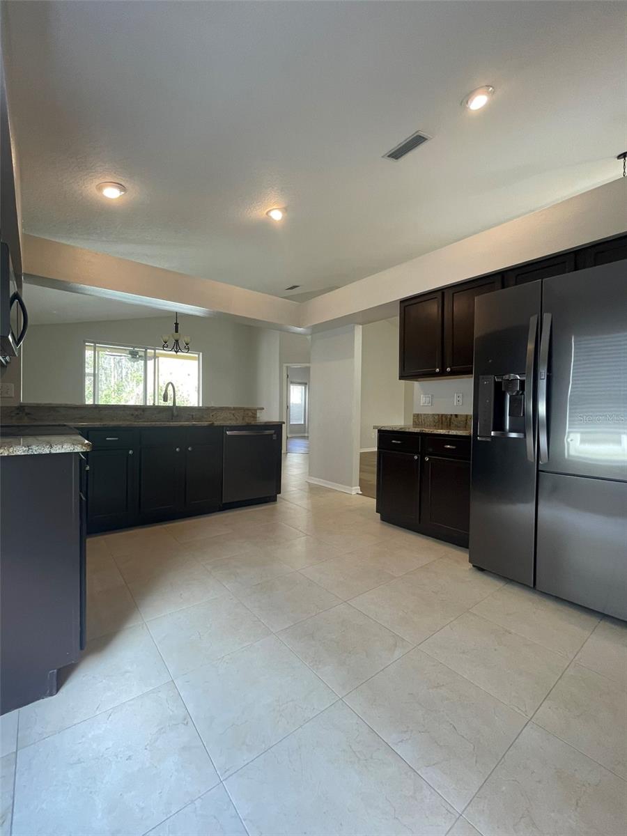 Image 23 of 100 For 10460 Lucaya Drive