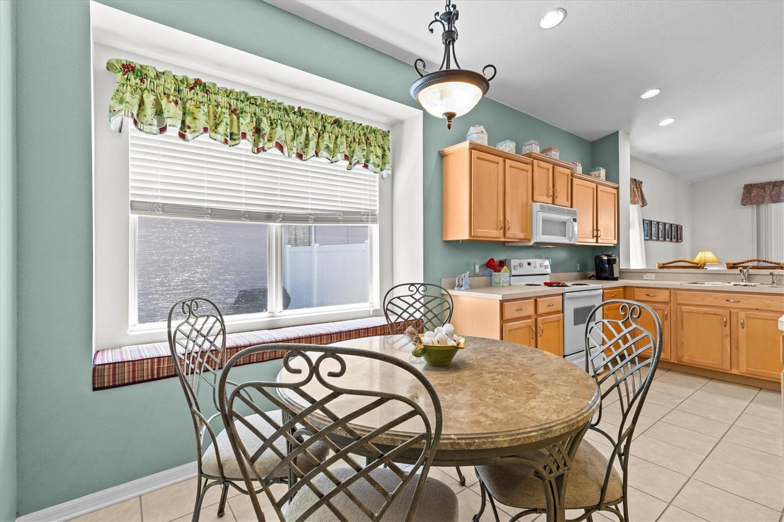Image 14 of 47 For 8704 Sandy Plains Drive