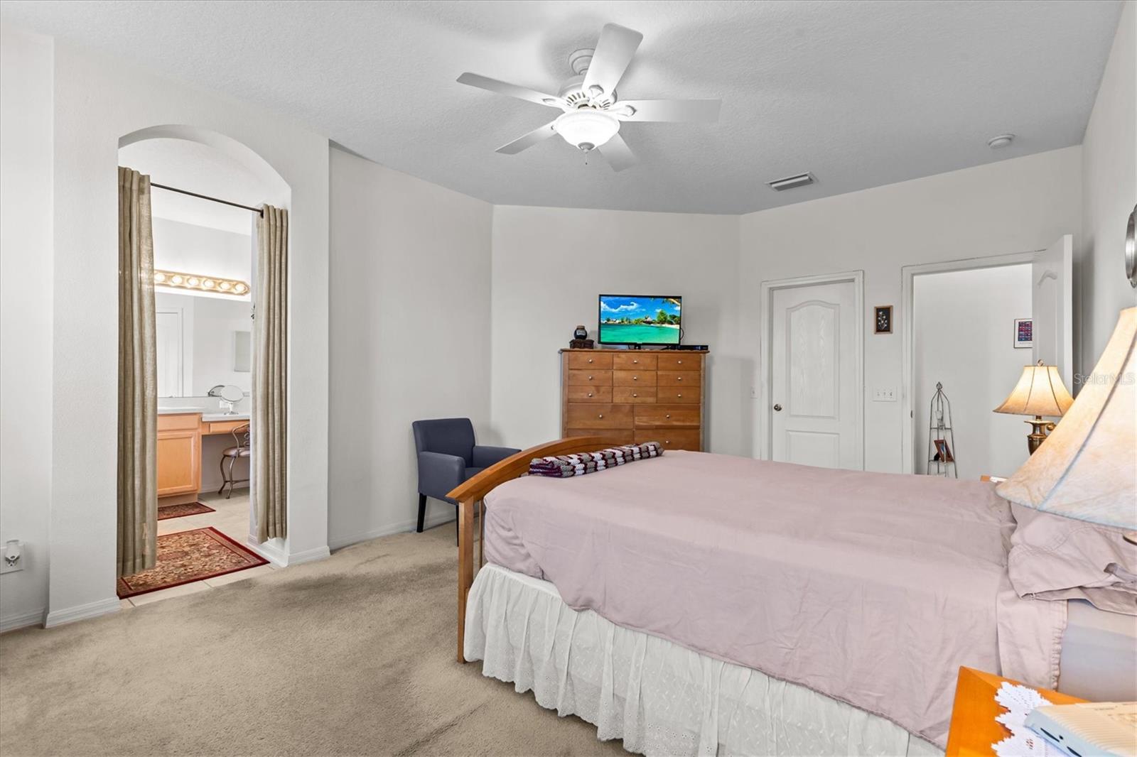 Image 23 of 47 For 8704 Sandy Plains Drive