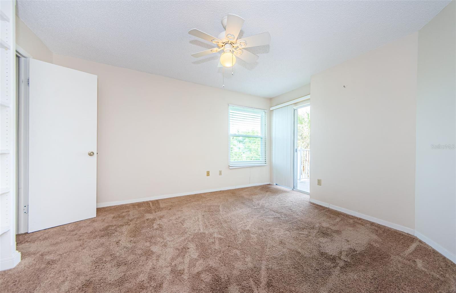 Image 28 of 65 For 5712 Biscayne Court 205