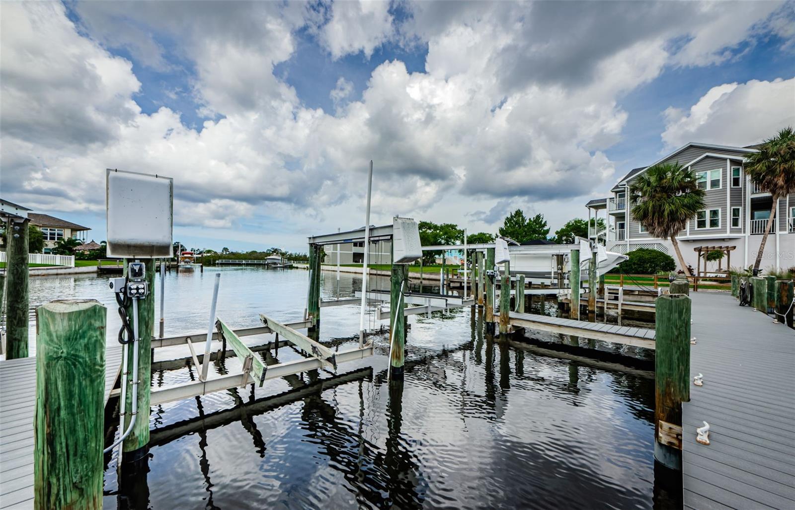 Image 35 of 65 For 5712 Biscayne Court 205