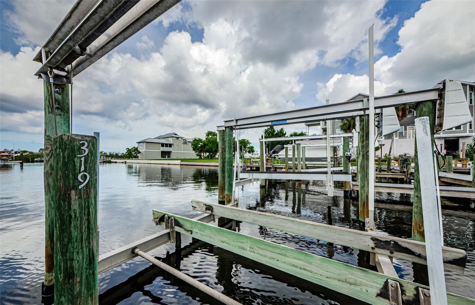 Image 5 of 65 For 5712 Biscayne Court 205
