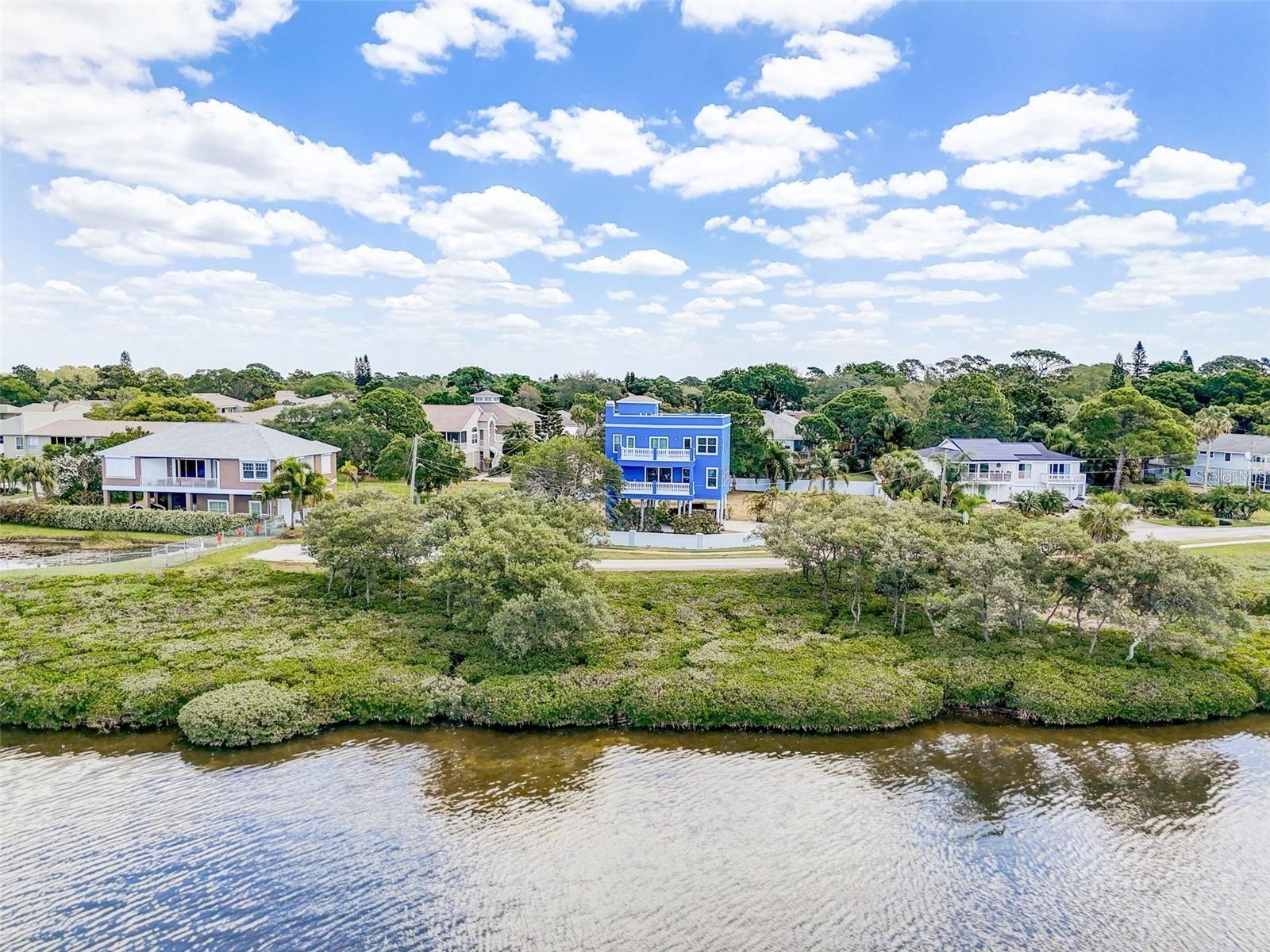 Image 40 of 72 For 228 Shore Drive