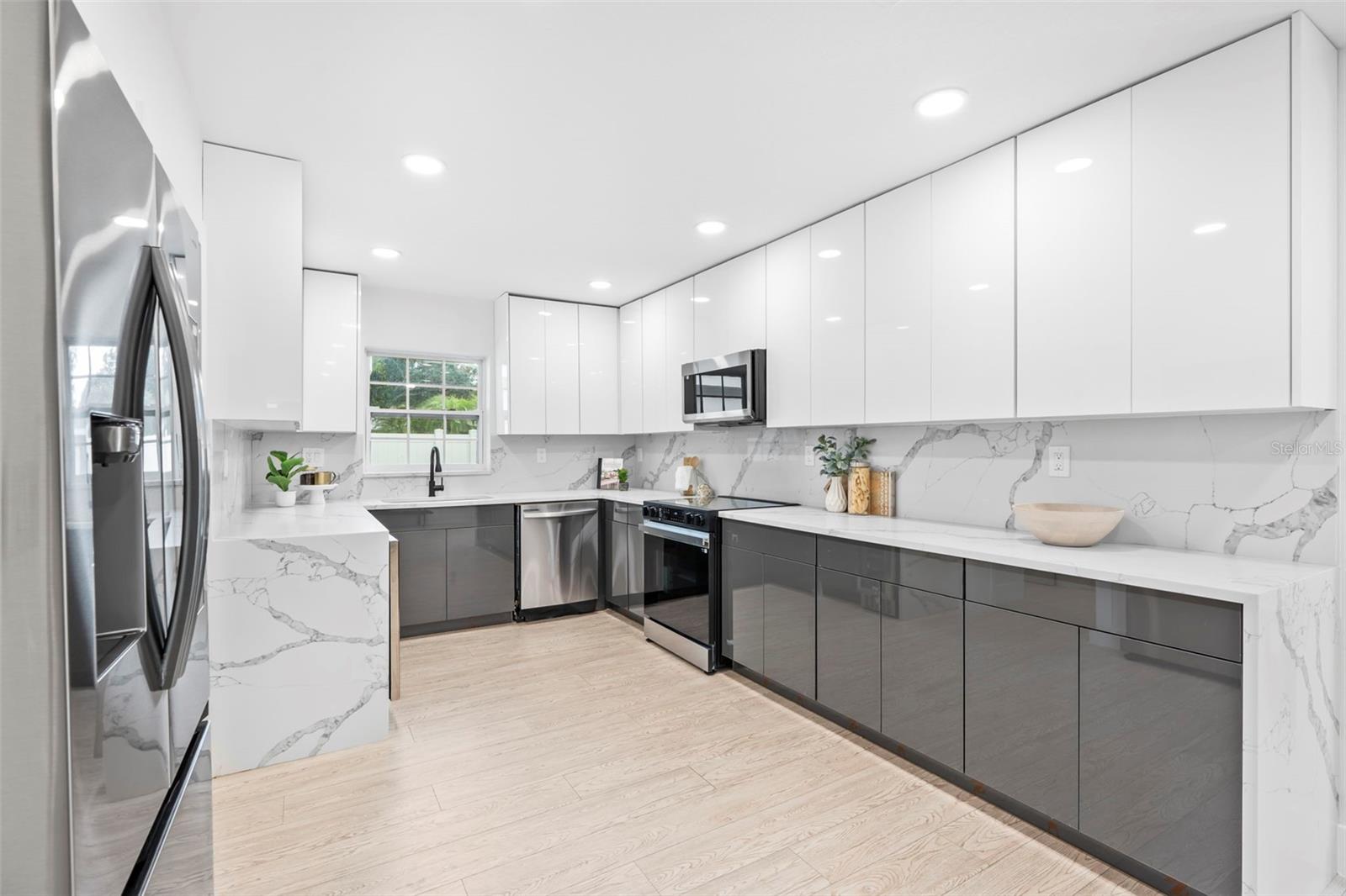 Image 14 of 50 For 4500 22nd Avenue N