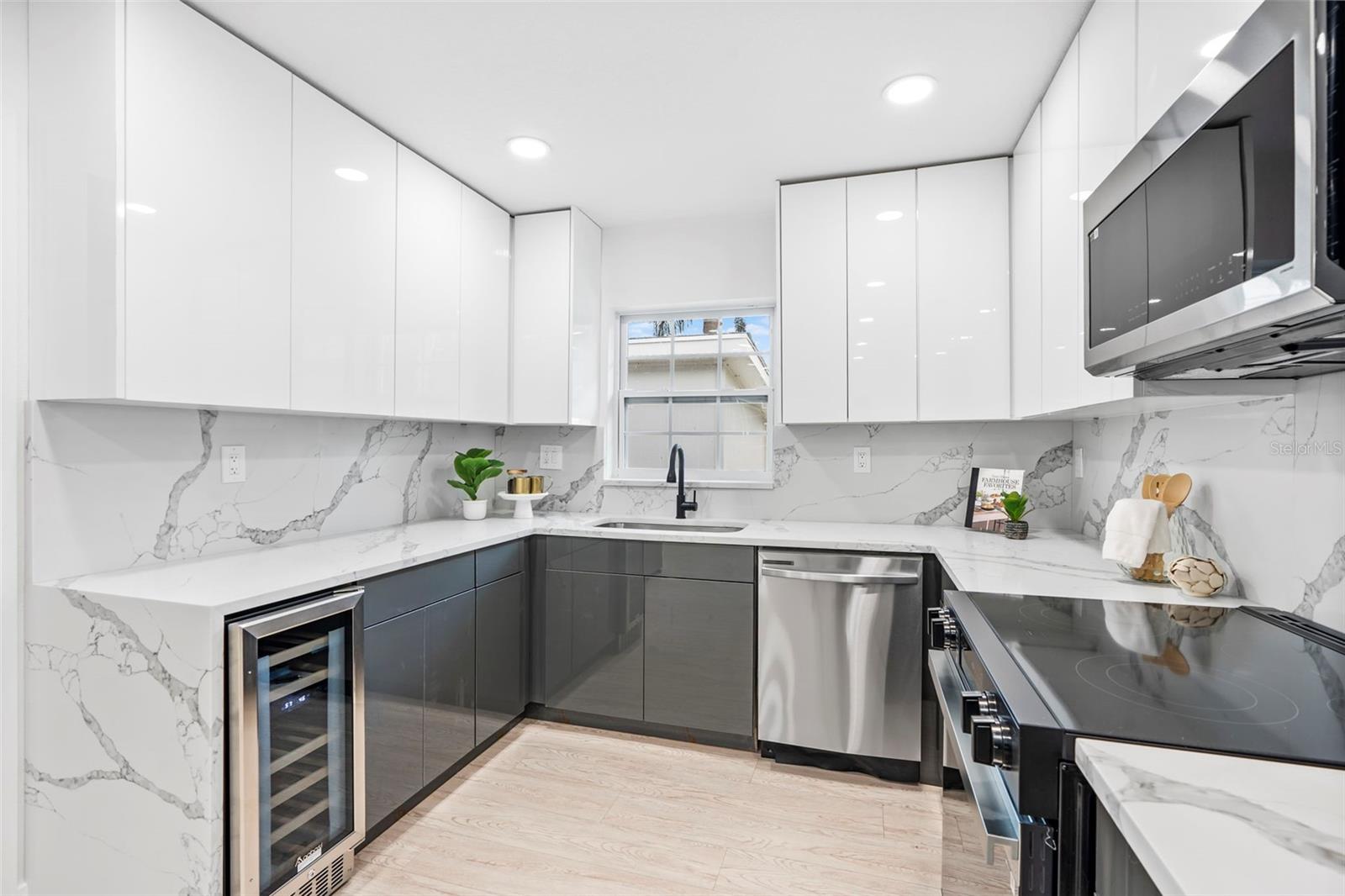 Image 18 of 50 For 4500 22nd Avenue N