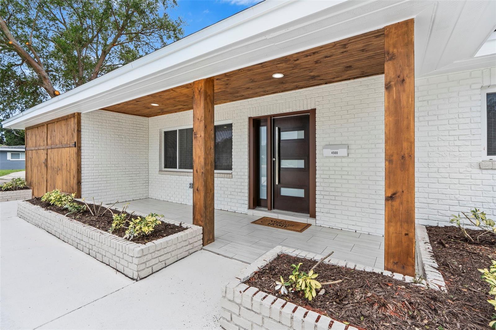 Image 3 of 50 For 4500 22nd Avenue N
