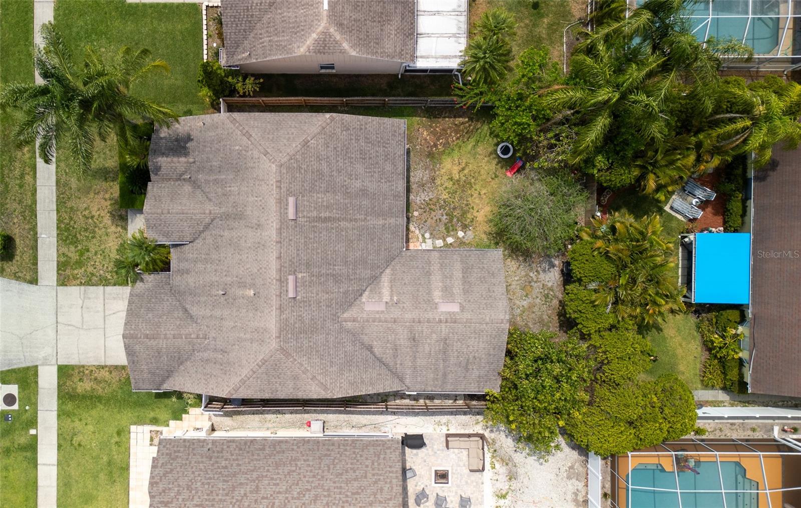 Image 4 of 48 For 9327 Pontiac Drive