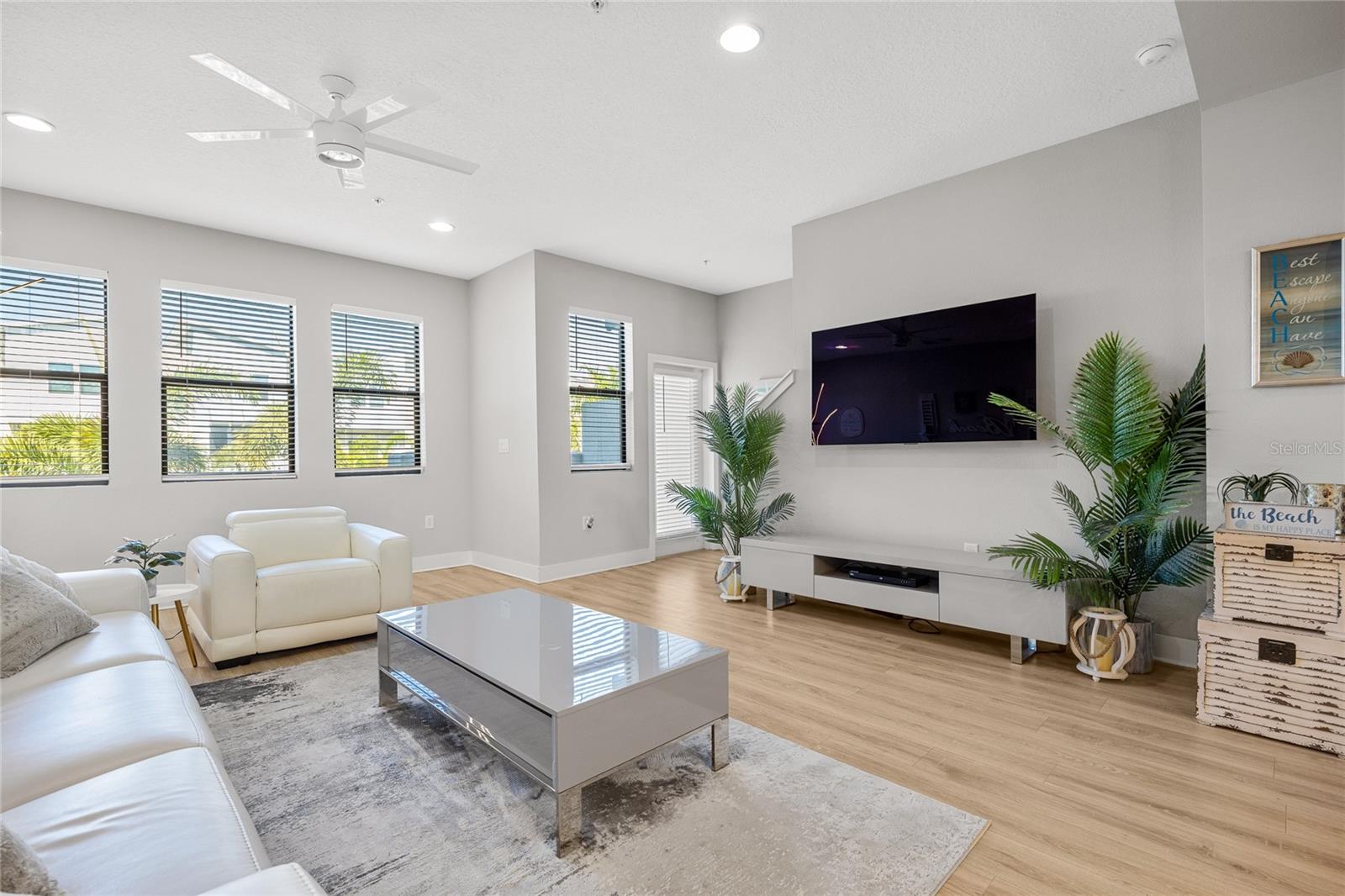 Image 10 of 47 For 1182 25th Way N