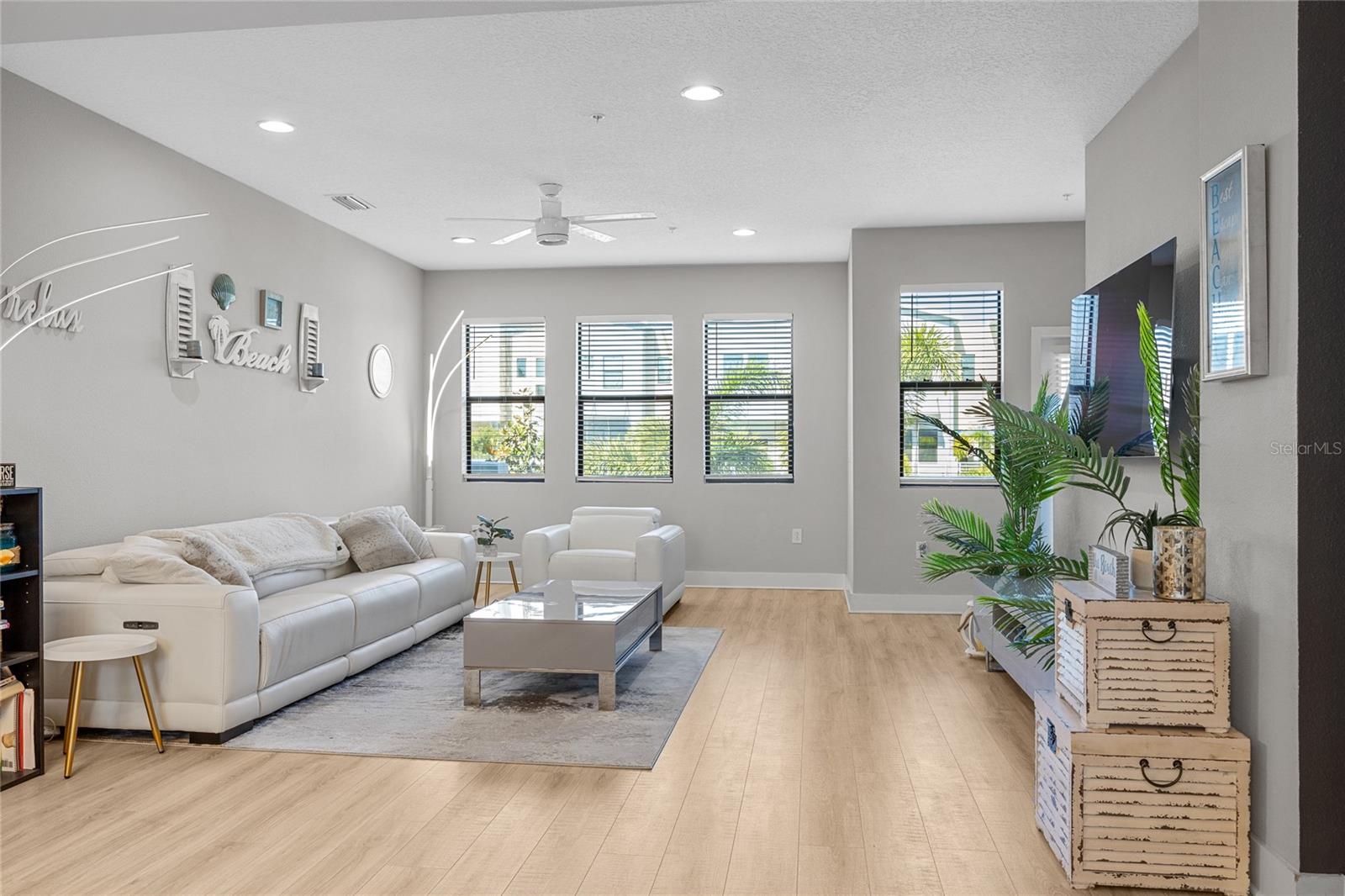 Image 6 of 47 For 1182 25th Way N