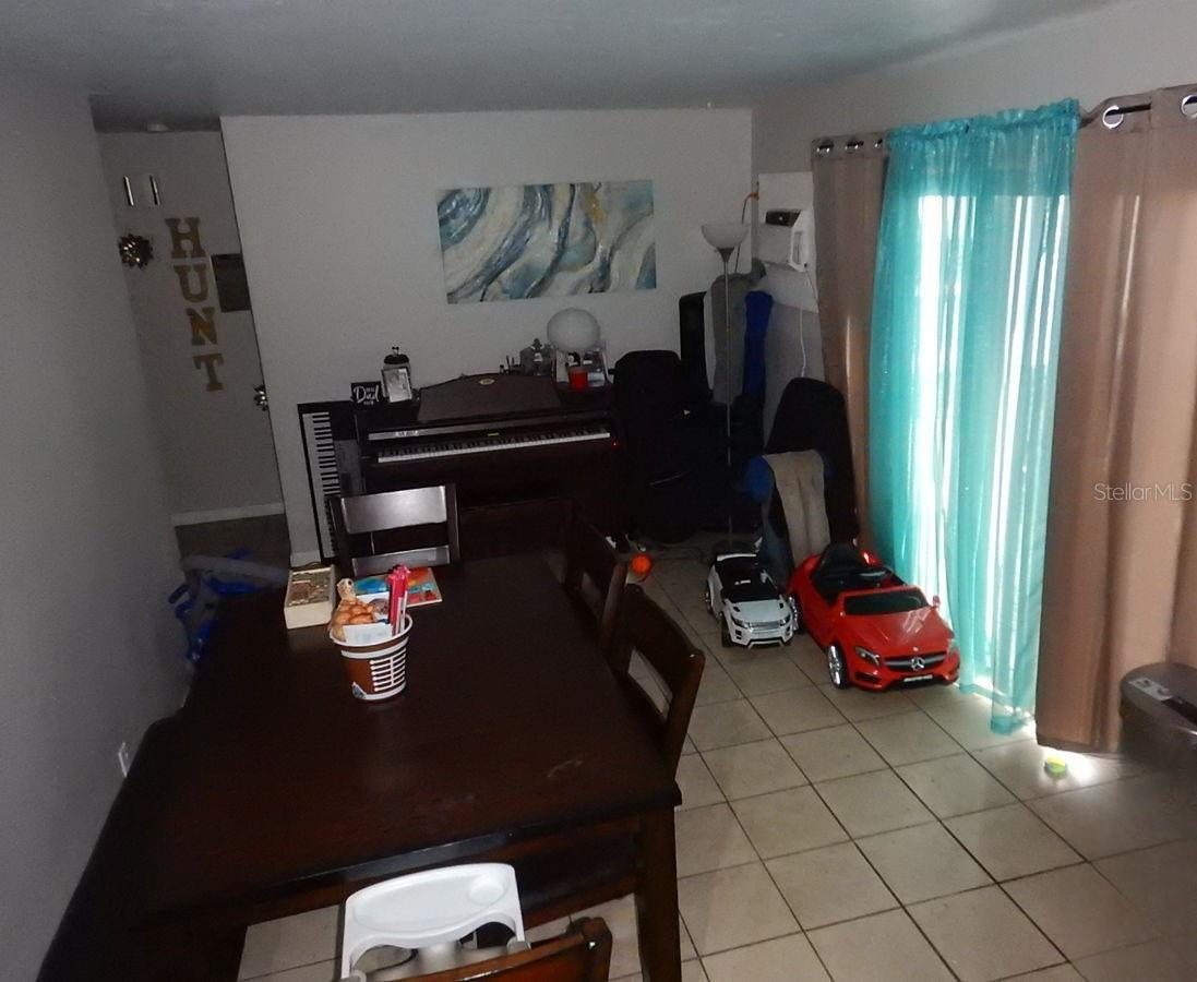 Image 7 of 27 For 1263 27th Street