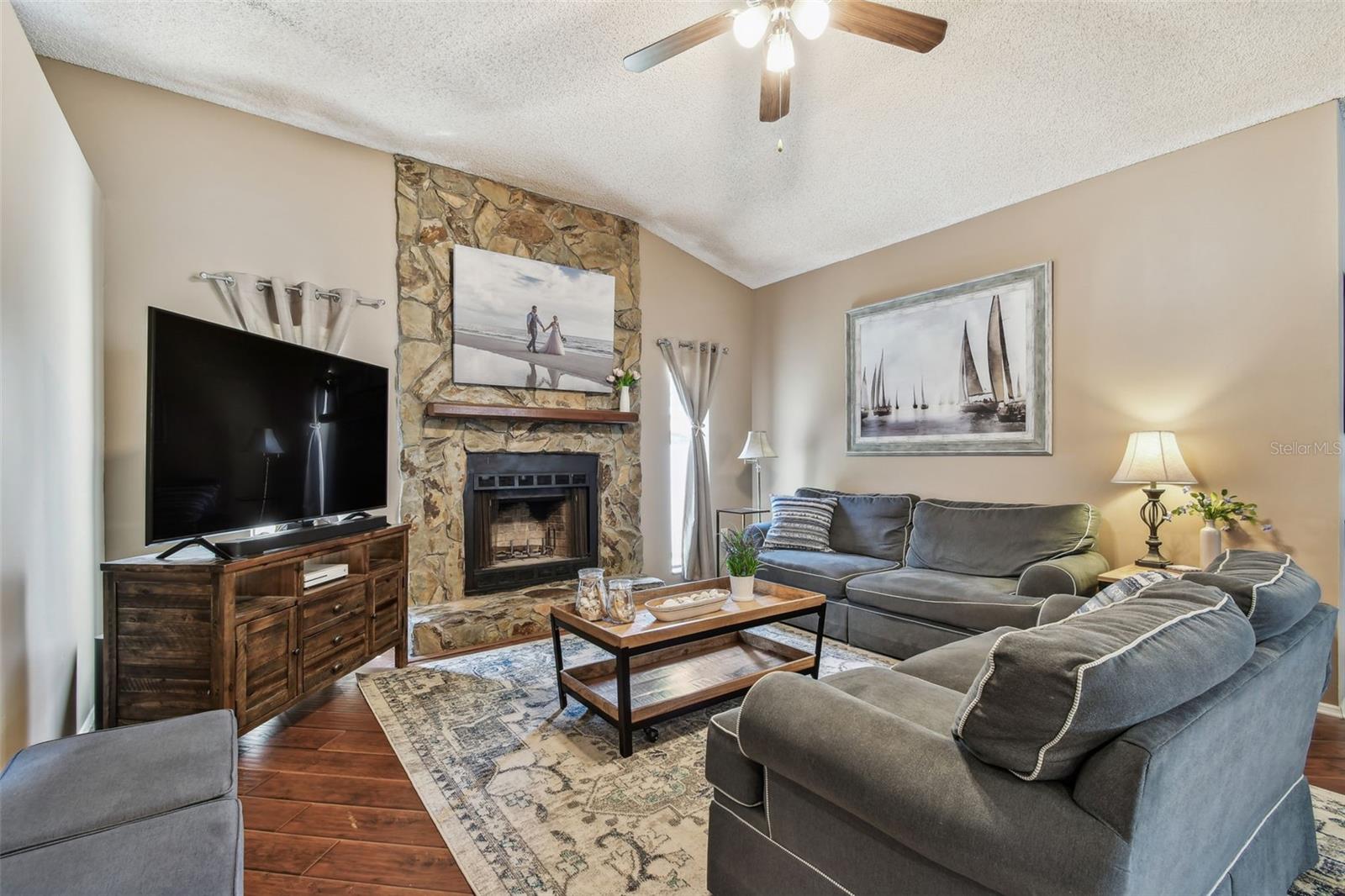Image 34 of 91 For 3041 Avalon Terrace Drive