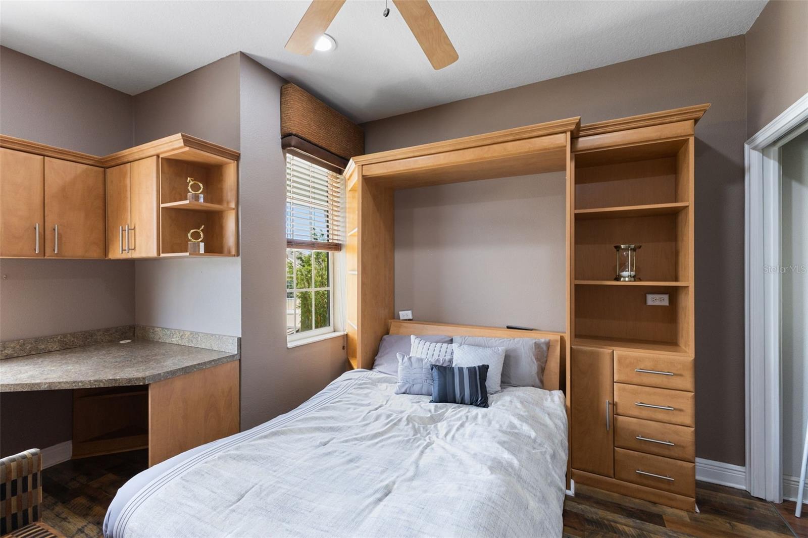 Image 32 of 66 For 107 Athenian Way