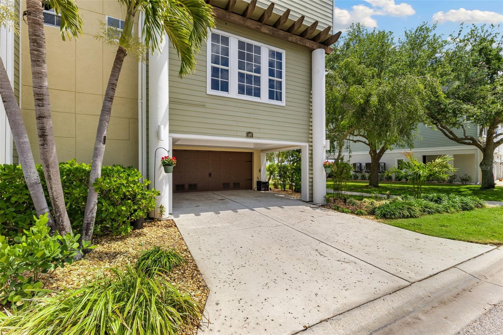 Image 4 of 66 For 107 Athenian Way