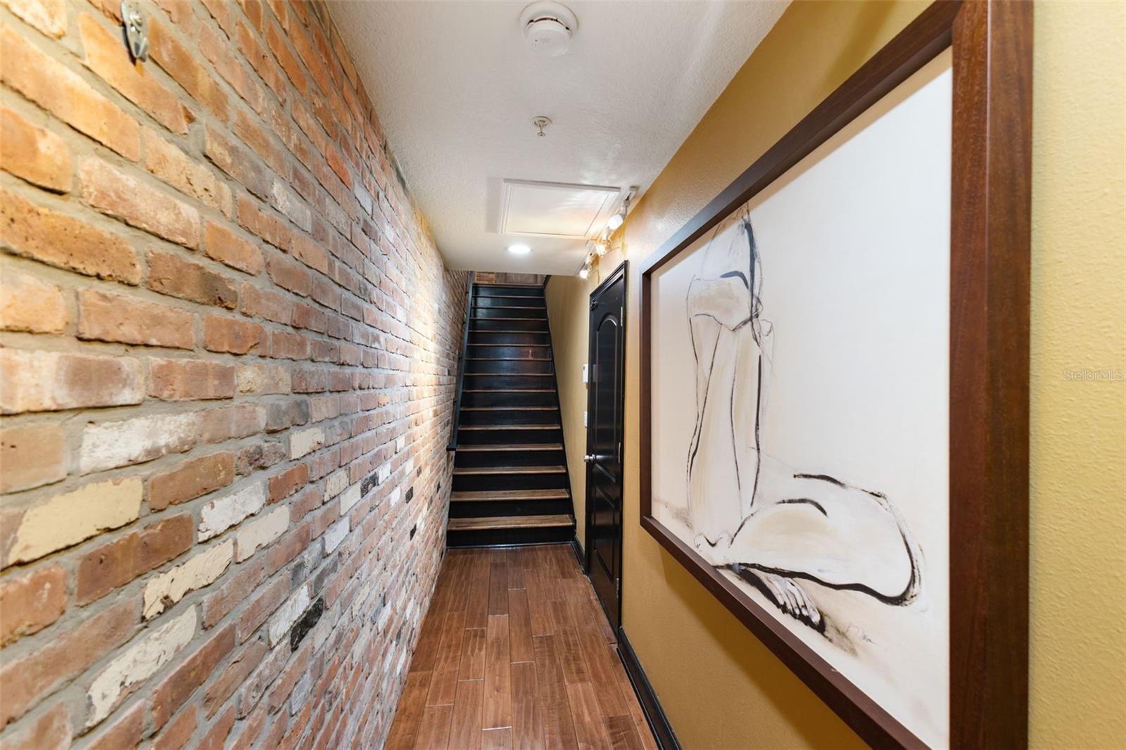 Image 5 of 66 For 107 Athenian Way