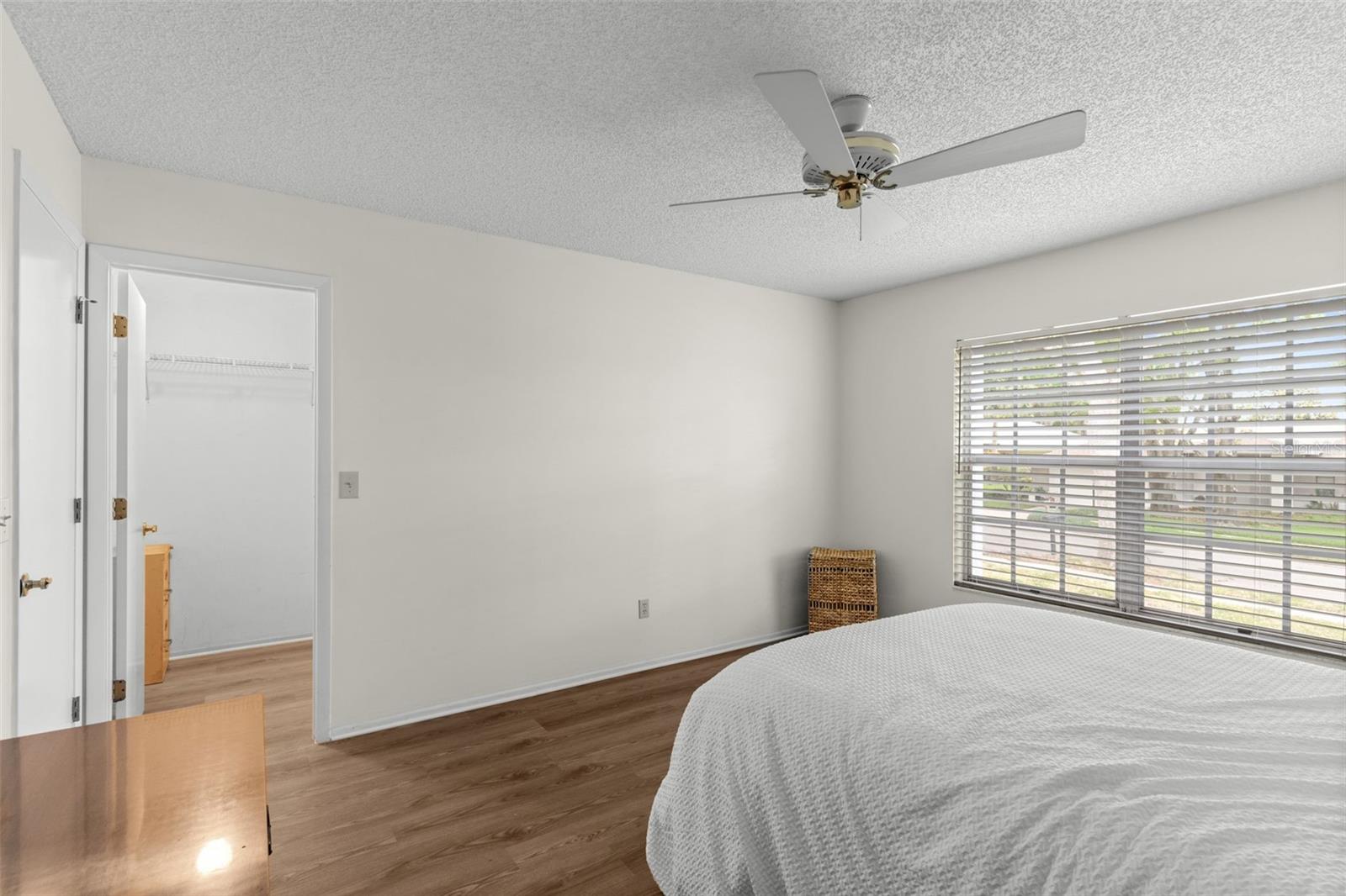 Image 14 of 34 For 1218 Gillespie Drive N