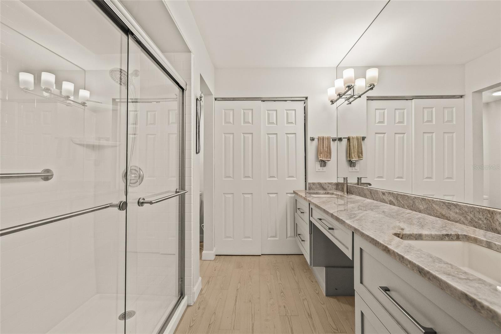 Image 10 of 38 For 476 Santa Cruz Place Ne C