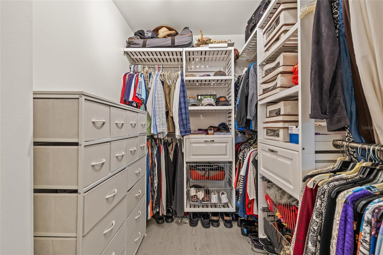 Image 11 of 38 For 476 Santa Cruz Place Ne C