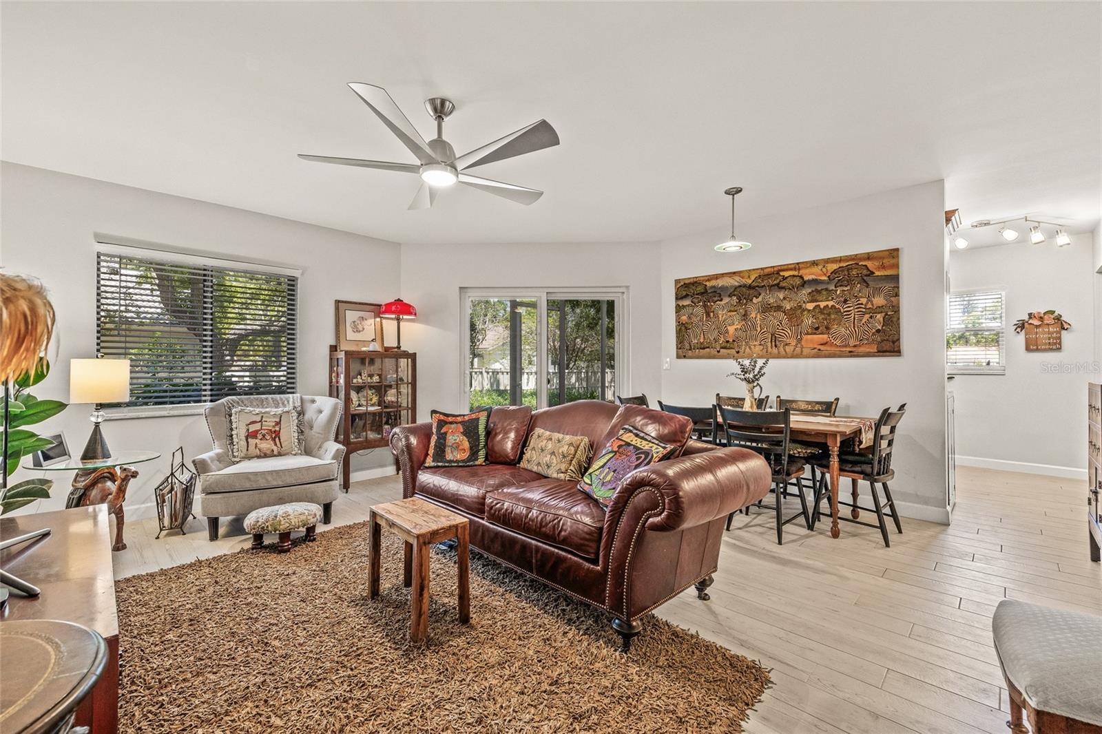Image 14 of 38 For 476 Santa Cruz Place Ne C