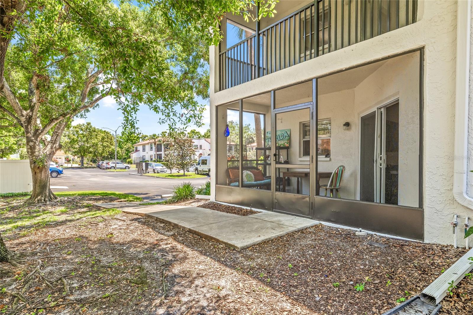 Image 19 of 38 For 476 Santa Cruz Place Ne C