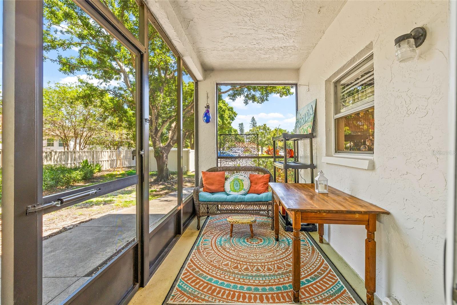 Image 7 of 38 For 476 Santa Cruz Place Ne C