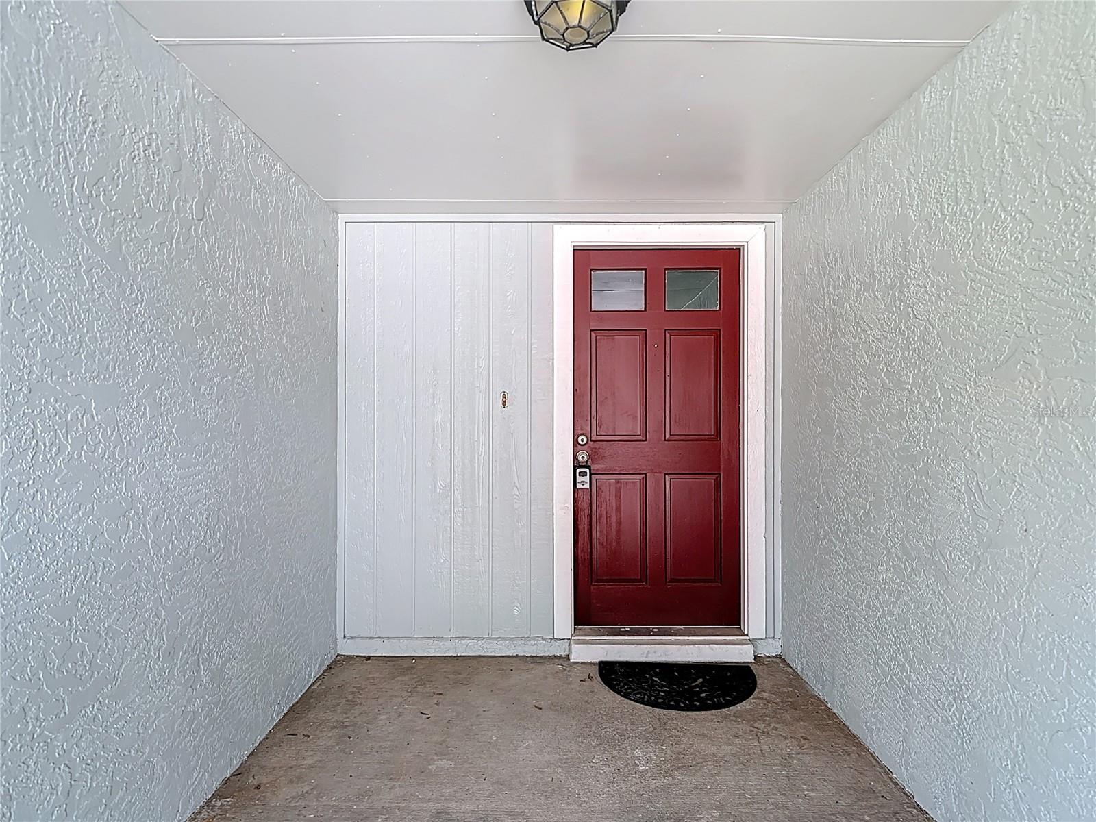 Listing photo id 8 for 1530 High Knoll Drive