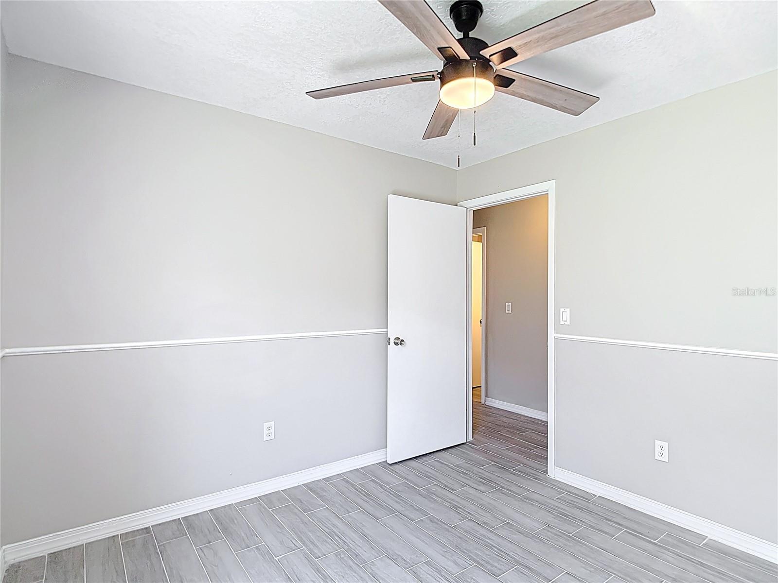 Listing photo id 31 for 1530 High Knoll Drive