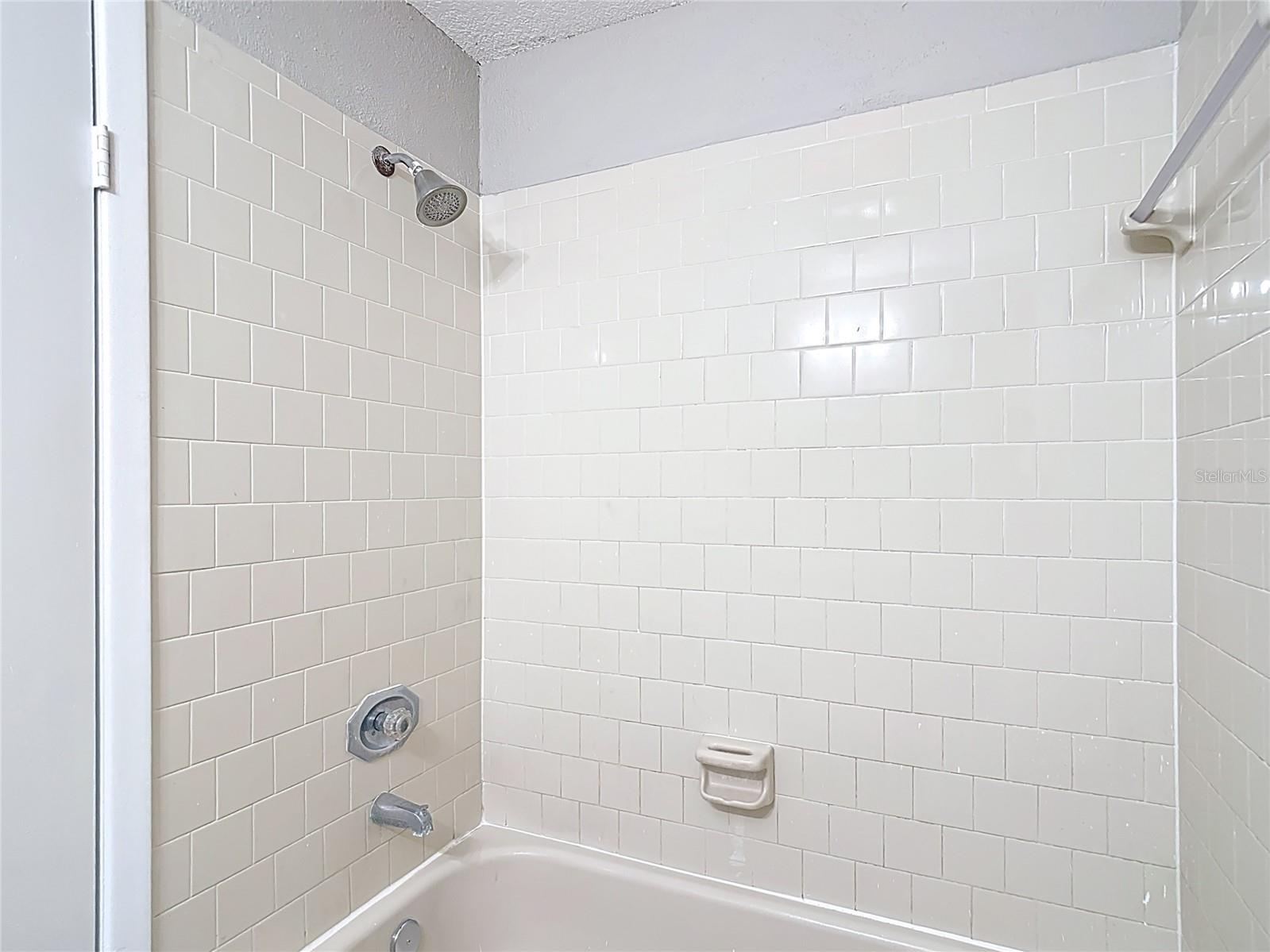 Listing photo id 35 for 1530 High Knoll Drive