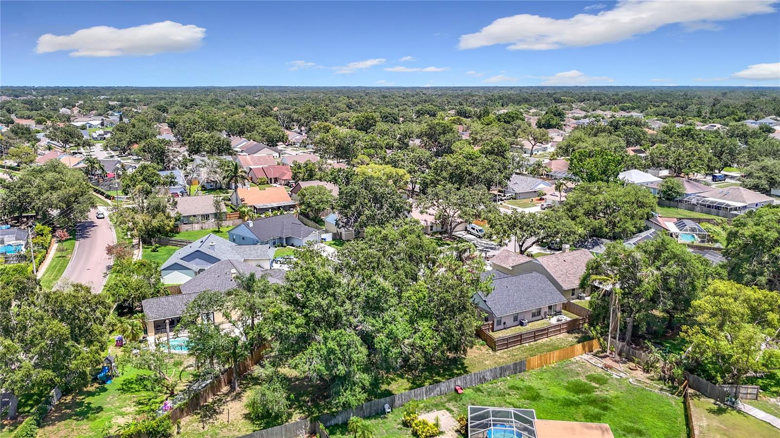 Listing photo id 55 for 1530 High Knoll Drive