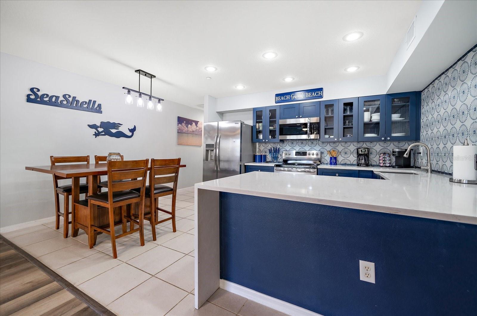 Image 7 of 60 For 1412 Gulf Boulevard 103a
