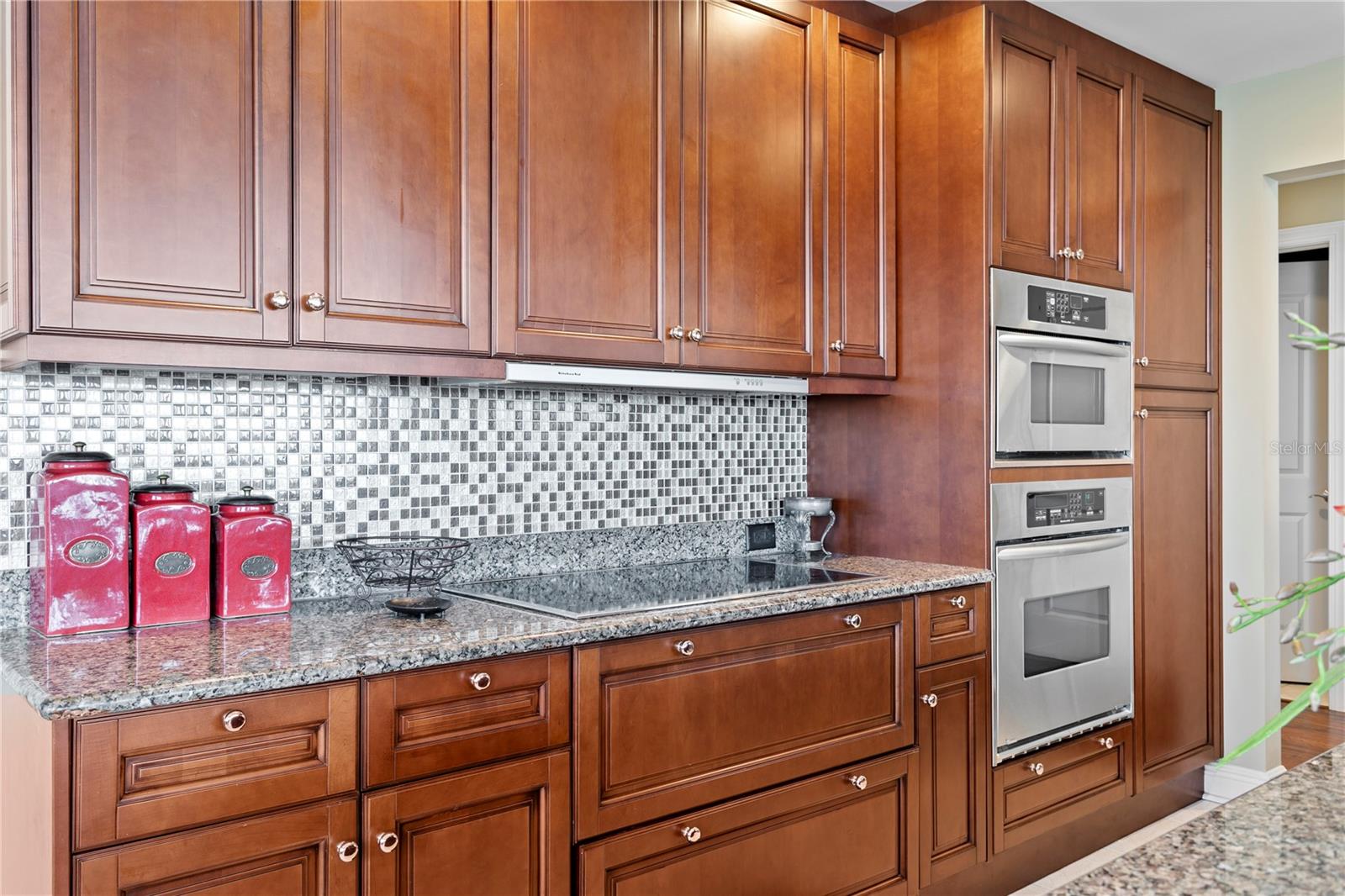 Image 20 of 74 For 5823 Bowen Daniel Drive 606