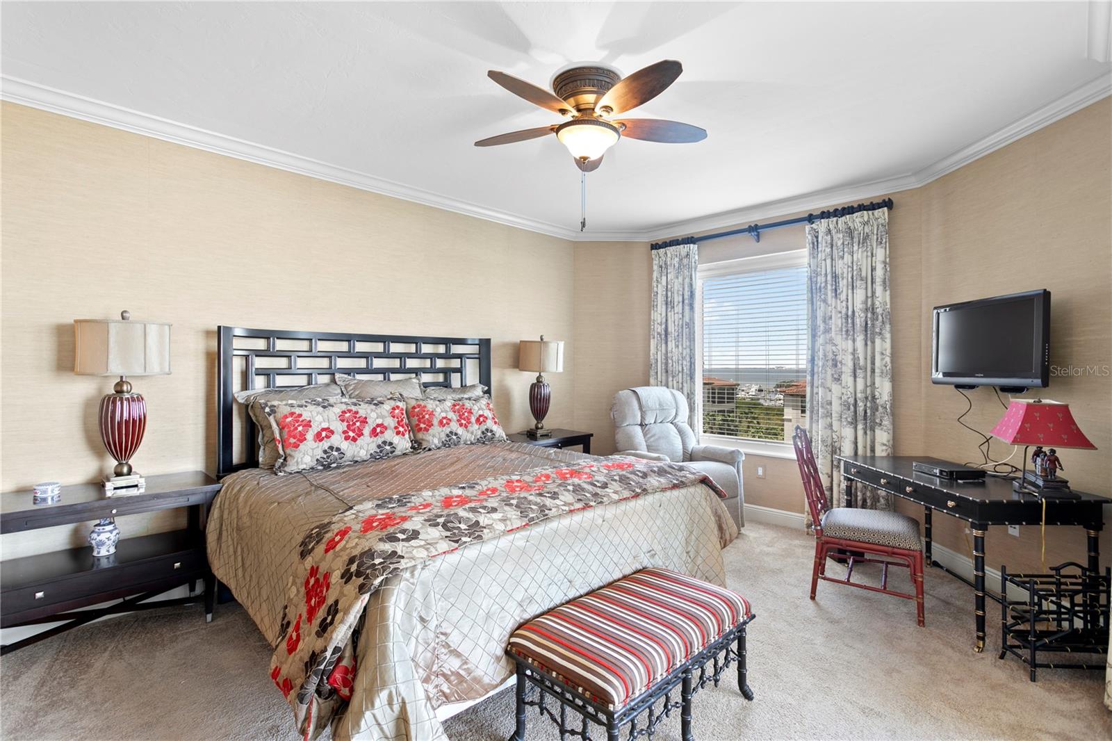 Image 23 of 74 For 5823 Bowen Daniel Drive 606